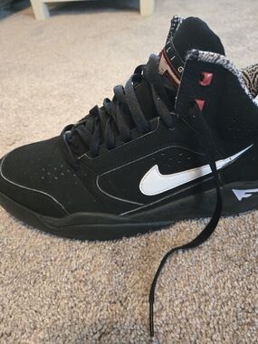 Nike Air Flight Mid